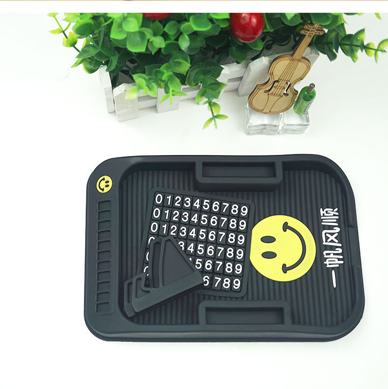 Korean cartoon style perfume seat PVC flexible glue car parking sign interior decoration perfume mat parking moving license plate