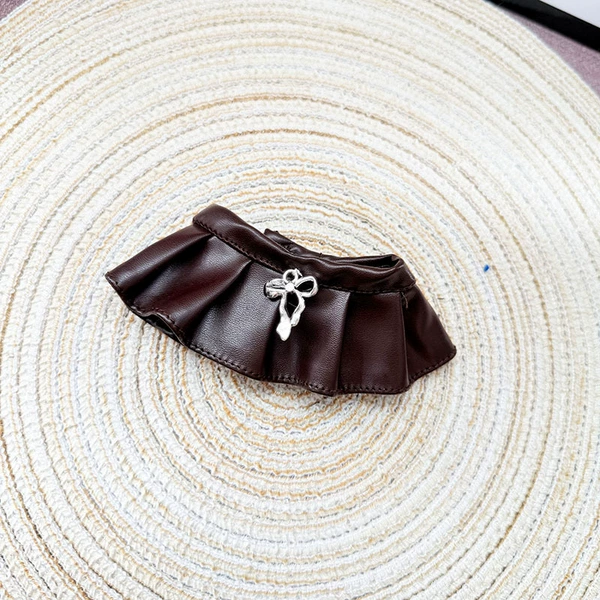 Brown skirt with bow