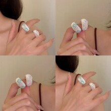 �ʯ�����ް��_�ڽ�ָС���߼����p�ݰٴ�ָ�h�r�К��|�OӋ�����