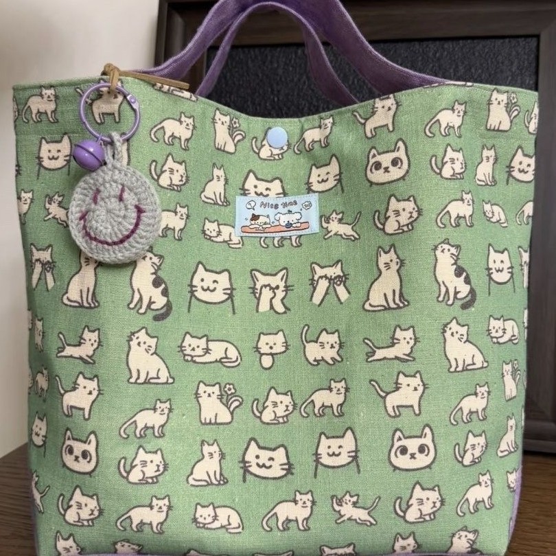 Fresh Mint Green Cat-Printed Canvas Tote Bag, Cute Handbag, Student Commuting Large-Capacity Shoulder Bag