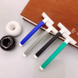 一次性剃须;一次性梳子;一次性牙刷