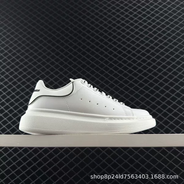 Putian shoes, McQueen dad shoes, sports shoes for men and women, white sneakers, thick-soled height-increasing leather casual shoes, trendy flat shoes