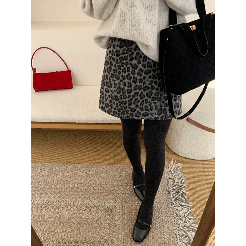 加厚羊毛呢豹纹半身裙女秋冬大码小个子高腰遮胯灰色a字包臂短裙