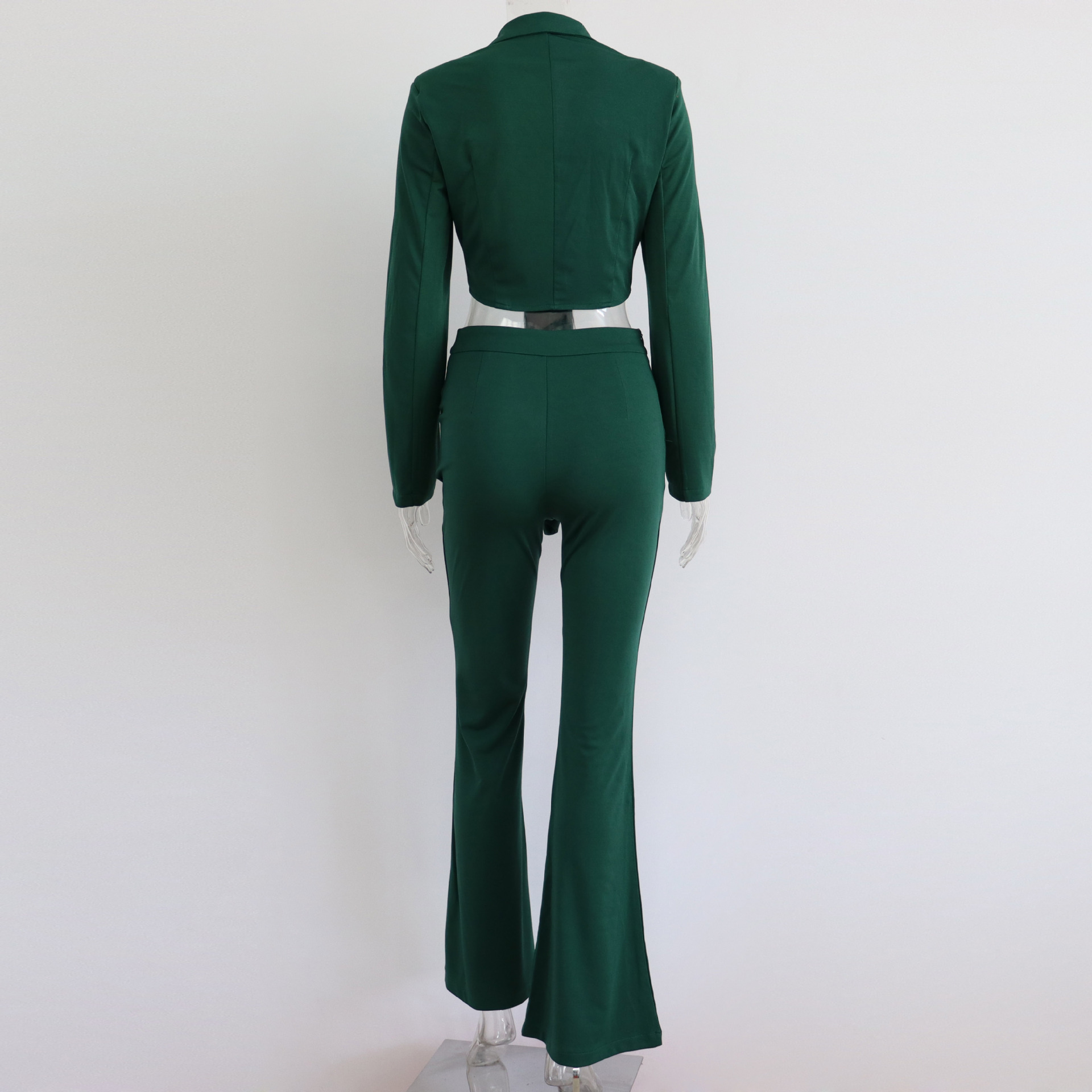 GraceChic – Europäischer und amerikanischer, sexy Schnürblazer mit langen Ärmeln, gepolsterten Schultern und eng anliegender Schlaghose – Frühjahr/Sommer 2024 (Neu)_voghion.com