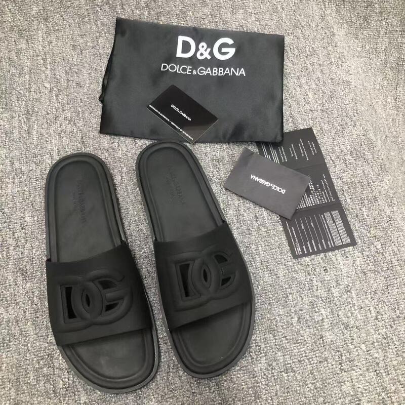 Men's Summer D&G Lettered Slippers for Outdoor Wear, Fashionable and Casual Flat Non-Slip Flip-Flops Men's Summer D&G Lettered Slippers for Outdoor Wear, Fashionable and Casual Flat Non-Slip Flip-Flops