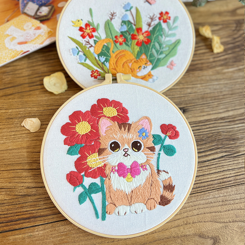 Flor gato traje colgante pintura Lu bordado dibujos animados animal inglés novato bolsa bordado DIY material bolsa salón colgante hecho a mano