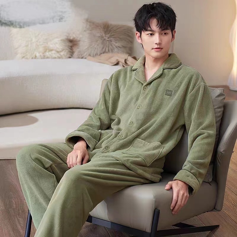 Pijamas de mujeres otoño y invierno nuevos botones de franela ropa de casa set cardigan bordado vestido exterior pijamas sueltos collar