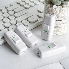 接线插座;灯头、灯座;其他插头