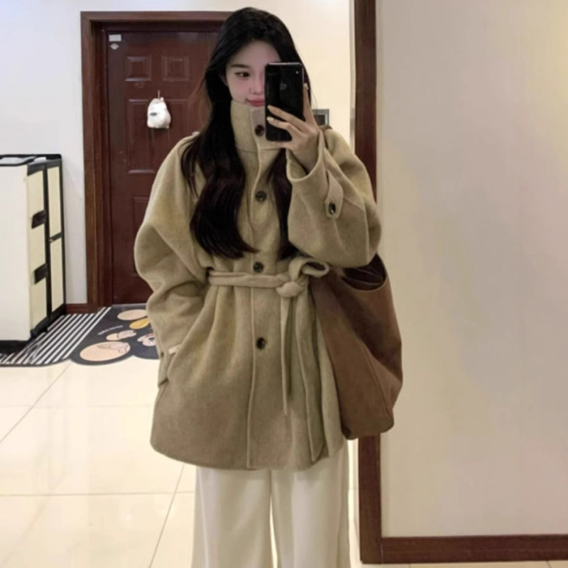 Clothing Factory Wholesale Western Style Stand Collar Woolen Outwear for Women Petite Lazy Style Mid-Length Woolen Outwear Black Women