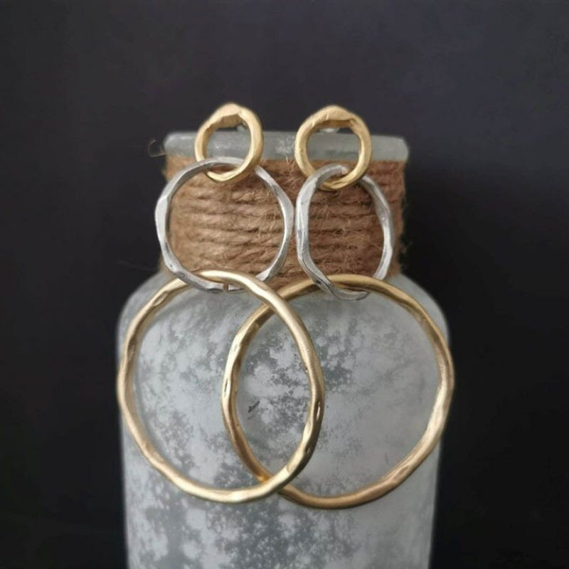 Cross-border Hot-selling Geometric Hollow Circle Handmade Earrings Foreign Trade Creative Jewelry Serial Two-color Distinctive Earrings Cross-border Hot-selling Geometric Hollow Circle Handmade Earrings Foreign Trade Creative Jewelry Serial Two-color Distinctive Earrings