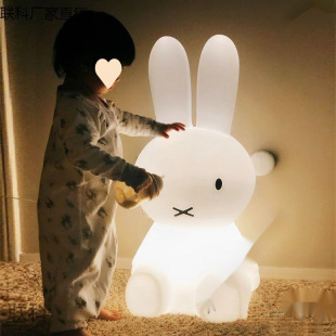 Girls Sleep with Breastfeeding Cartoon Eye Protection Bedroom Night Light Soft Table Lamp Baby Bedside Kidsren Soft Light Female Warm Lamp