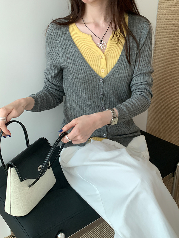 撞色假两件针织衫女秋季广州十三行2025新款韩版百搭修身显瘦上衣|undefined
