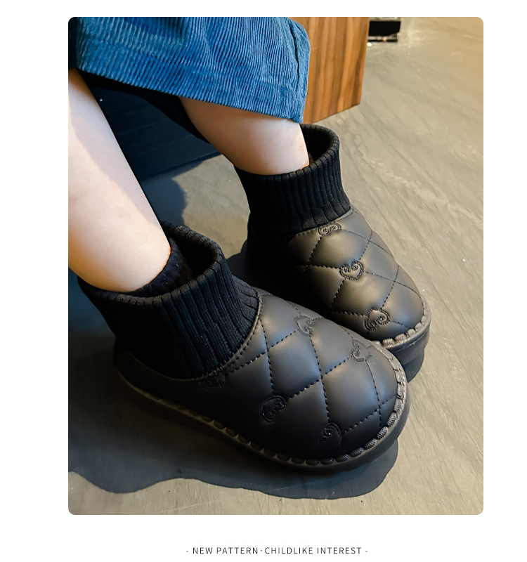 Children's diamond grid snow girls in winter 2024, new styles for boys with plush cotton shoes, elastic short socks and_voghion.com