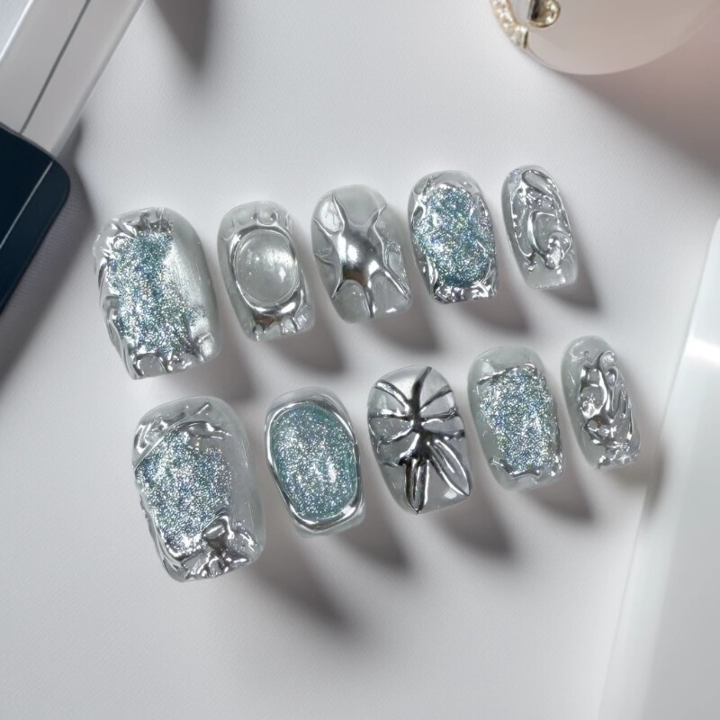 Purely Handmade Wearable Nails, Asymmetrical Metal Shape, Hand-Painted Butterfly Short Cat-Eye Manicure, Silver Wearable Nails