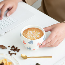 跨境爆款爱心情侣咖啡杯创意陶瓷杯380毫升心形拿铁拉花杯大容量