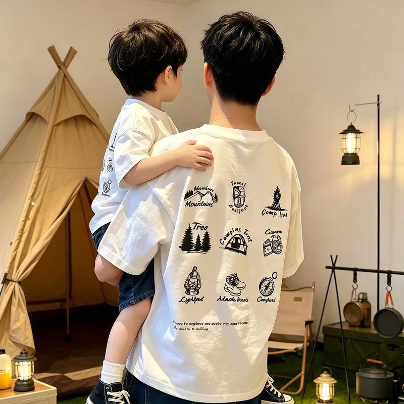 Japanese-style family matching outfits for a family of three or four, summer short-sleeve printed T-shirts for boys Japanese-style family matching outfits for a family of three or four, summer short-sleeve printed T-shirts for boys