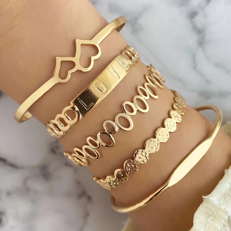 Cross Border Fashion Hot Selling Bracelet suit 5 Pcs Creative LOVE Letter Hollow Bracelet Double Love Opening Bracelet Cross Border Fashion Hot Selling Bracelet suit 5 Pcs Creative LOVE Letter Hollow Bracelet Double Love Opening Bracelet