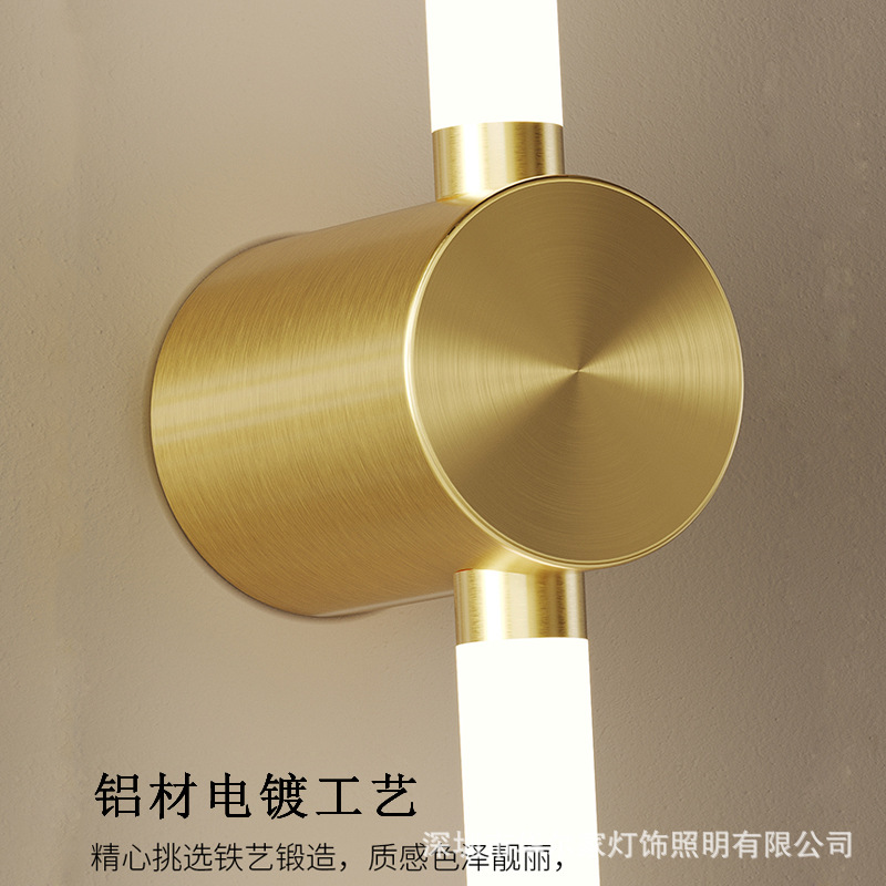Cross-border nórdico minimalista lámpara de tira larga LED dormitorio lámpara de noche leche lámpara blanca escalera sala de estar fondo rejilla lámpara de pared fábrica