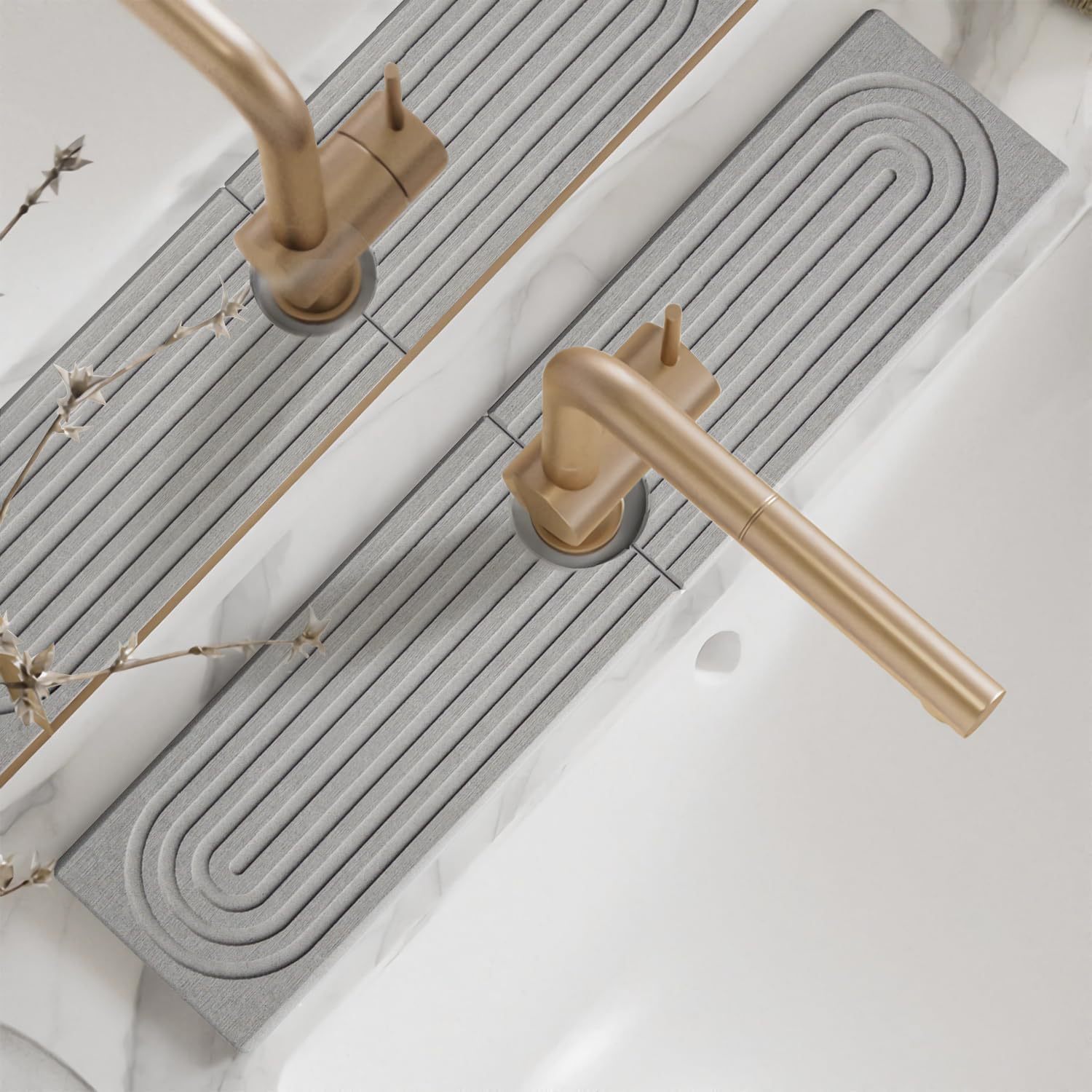 밝은 회색 사각형 원형 홈