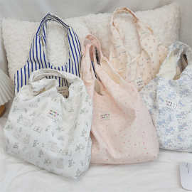 4613 夏季压花单肩包女学生上课背心包百搭大容量海边度假托特包