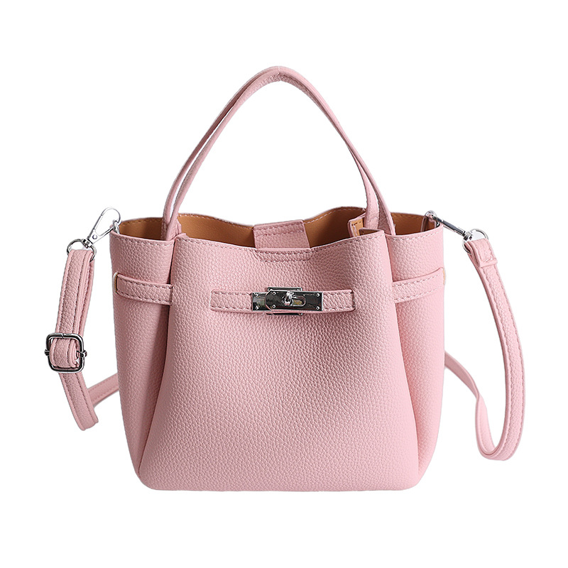 Cestas de platos de mano de alta sensación, bolsos para mujeres, 2026 nuevo estilo de moda, lichi, bolsos de mochila versátiles