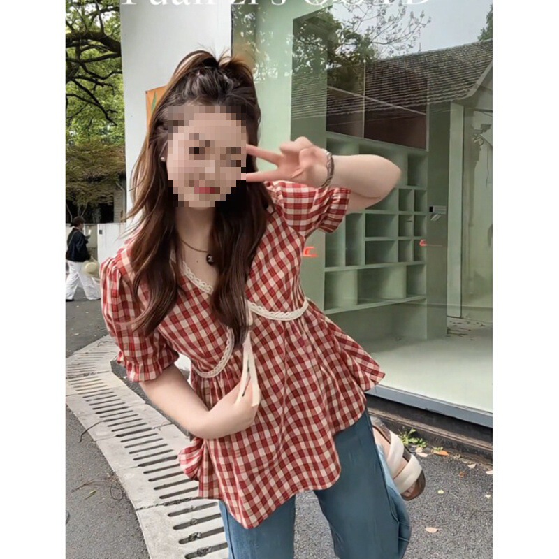 Plus-Size French-Style Plaid Shirt for Women, 2025 New Summer Lace-Trimmed Blouse, Tummy-Concealing Top for Curvy Women Plus-Size French-Style Plaid Shirt for Women, 2025 New Summer Lace-Trimmed Blouse, Tummy-Concealing Top for Curvy Women