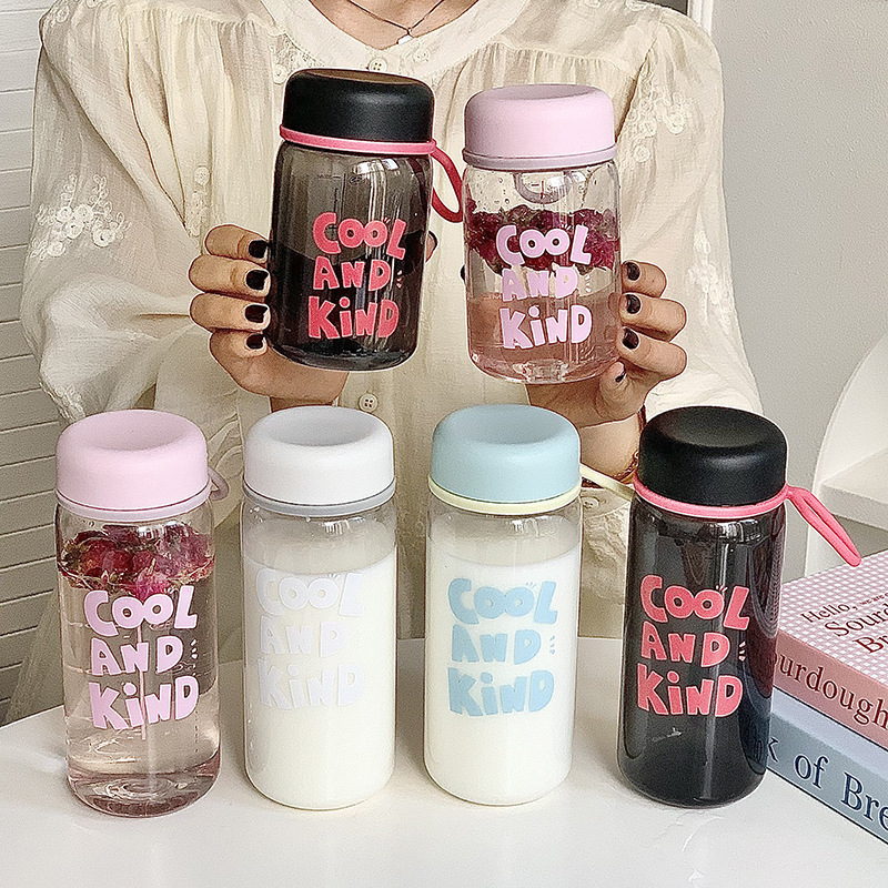 インスタイルの高温耐性のポータブルカップ、見栄えの良い屋外プラスチックカップ、ポータブルでシンプルな学生ウォーターカップ、男性と女性のためのストレートドリンクカップ|undefined