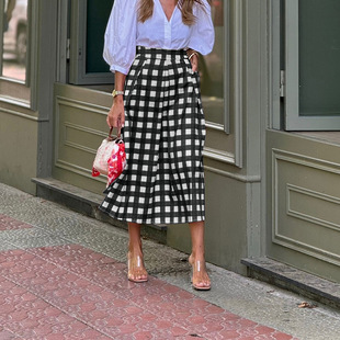 ���R�d�羳���QŮ�b�������Ӱ���ȹ�¿�ٴ�͹���ˇA��ȹ����