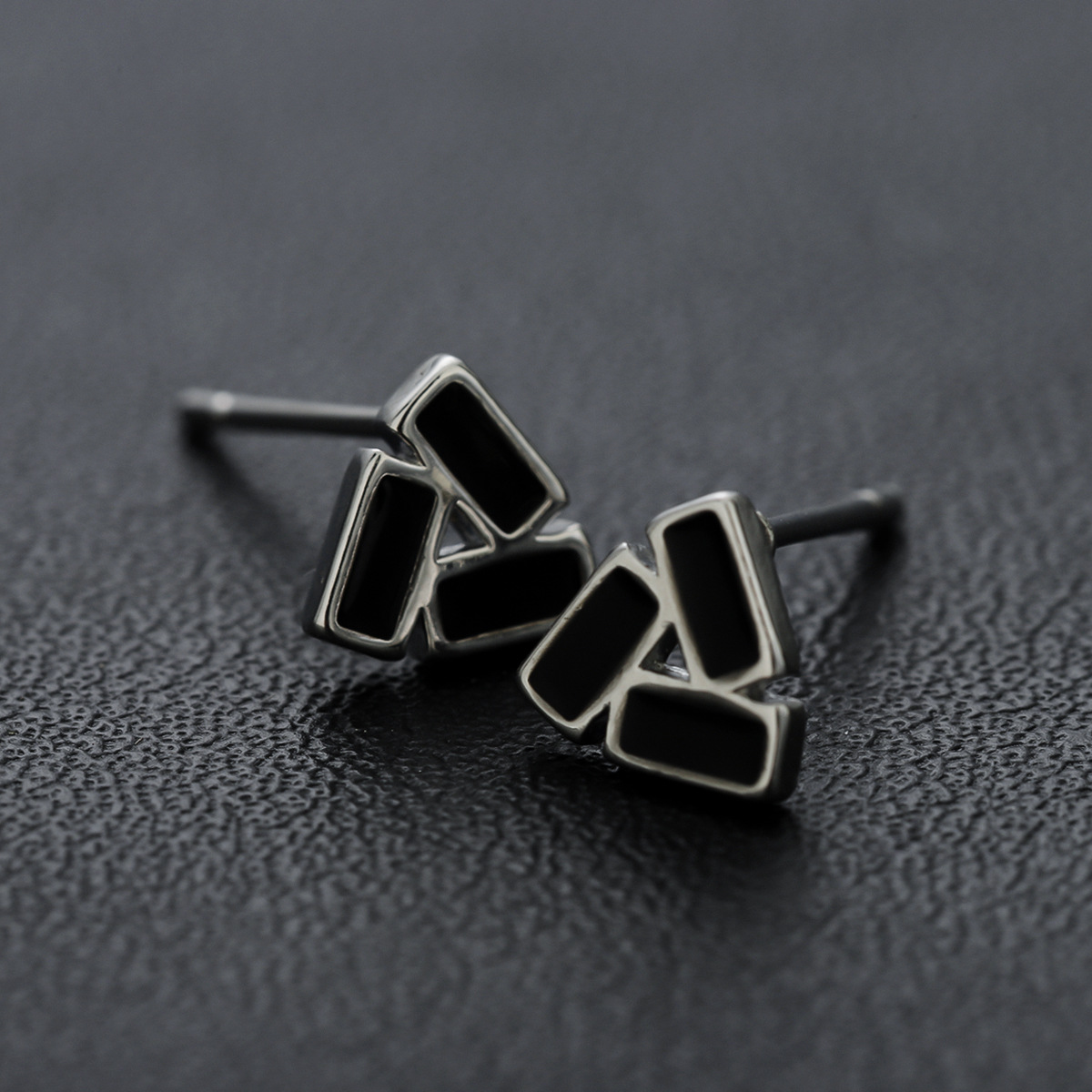 Cool Men’s Stud Earrings Minimalist Stainless Steel Jewellery_voghion.com