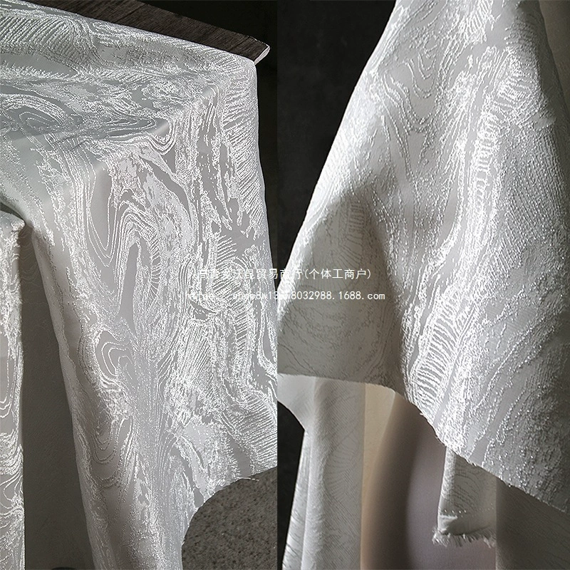 Ткань с легкой тисненой глянцевой жаккардовой текстурой, куртка широкого силуэта, дизайнерская ткань для одежды в китайском стиле в стиле ретро.