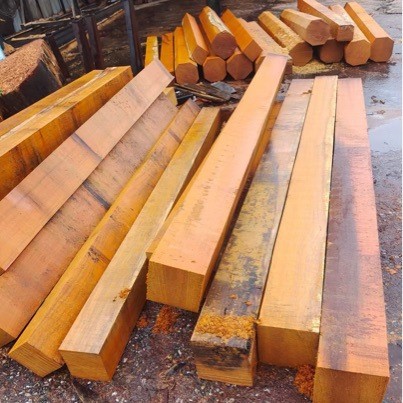 进口印尼菠萝格 防腐木地板 原木圆柱扶手印茄木古建寺庙木材