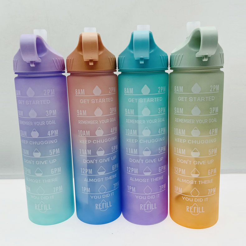 Weilong 800ml capacidad de comercio exterior gradiente taza de plástico deportes esmerilado taza de agua con escala portátil taza práctica