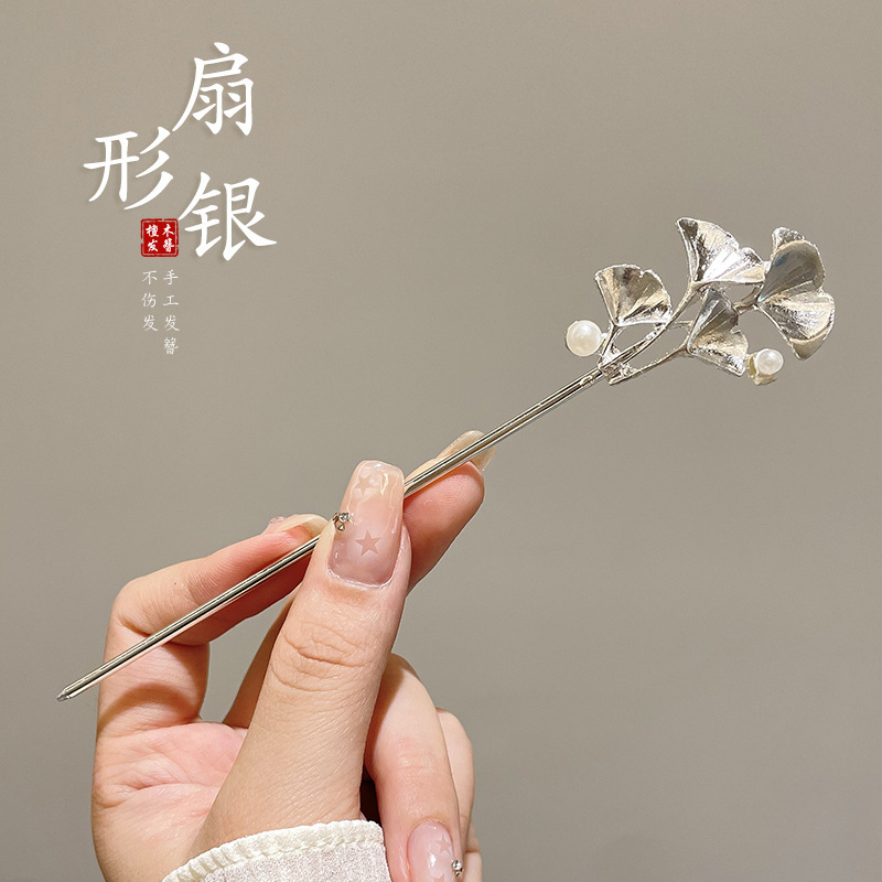 女性用の新しい中国風のタッセルヘアピン、古代スタイルの高級ヘアピン、チャイナドレス、漢服のヘアピン、馬面スカート、ヘッドシェイクヘッドドレス|undefined