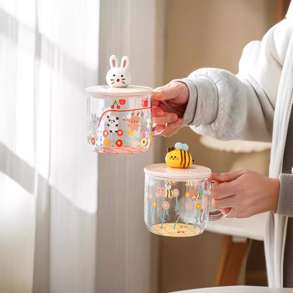 Creativo dibujos animados lindos animales tazas con cubierta de cucharas tazas de vidrio de alto valor de la personalidad regalos para beber tazas de agua para niñas