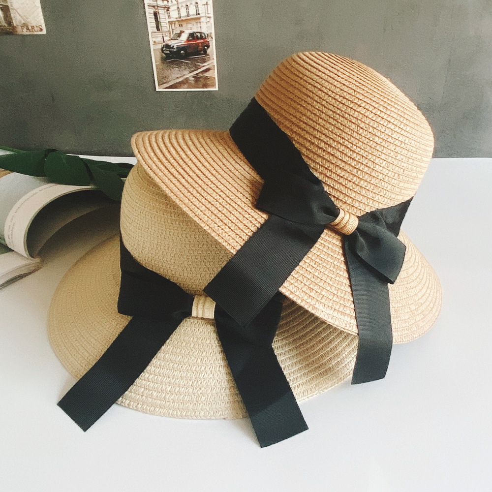 Handmade Straw Hat Women Outdoor Seaside Beach Sun Protection Sun Hat display picture 1