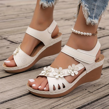 T 37107 Flower Decor Wedge Sandals ����װ���¸���Ь�羳
