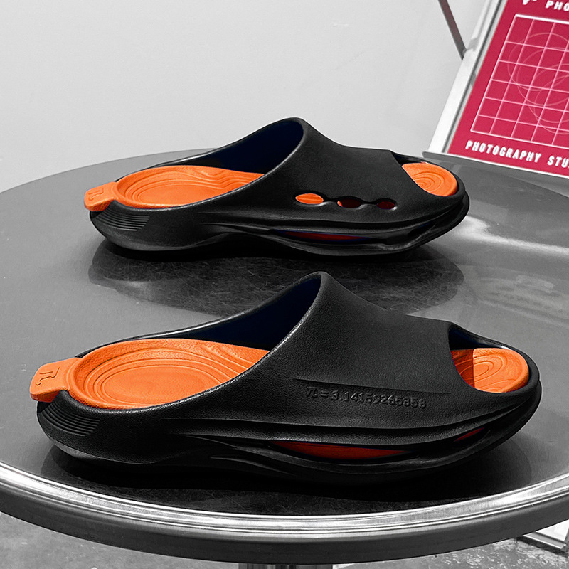 Zapatillas para hombres y mujeres con suela gruesa en verano para casa interior para parejas de baño para pisar excrementos zapatillas frías se pueden usar