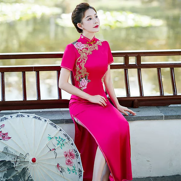 Qipao 2026 New Model Chinese Style Elegant Performance Outfit Retro Slim-Fit Runway Qipao Performance Outfit