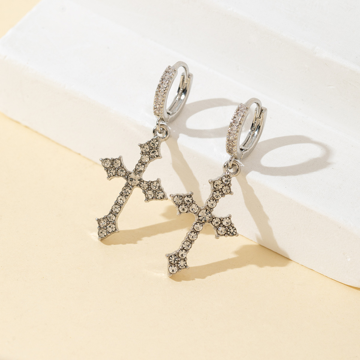 Brand earrings with zircon hip-hop style for men and women