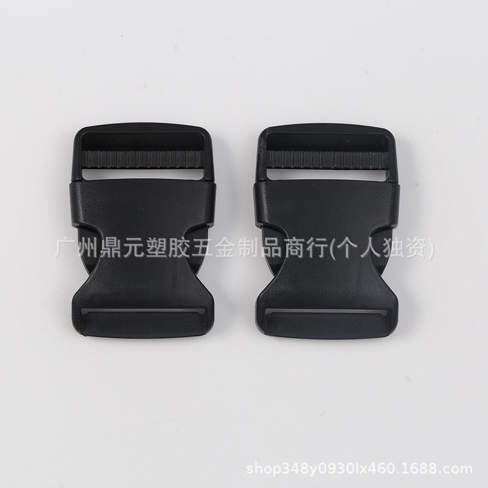 Inventario de botón de plástico blanco botón de mochila botón de seguridad botón de plástico ajuste de botón