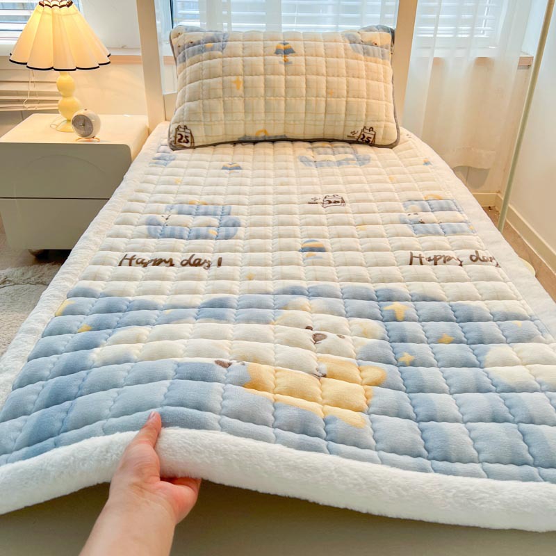 따뜻한 벨벳 엣지 매트리스 사파이어