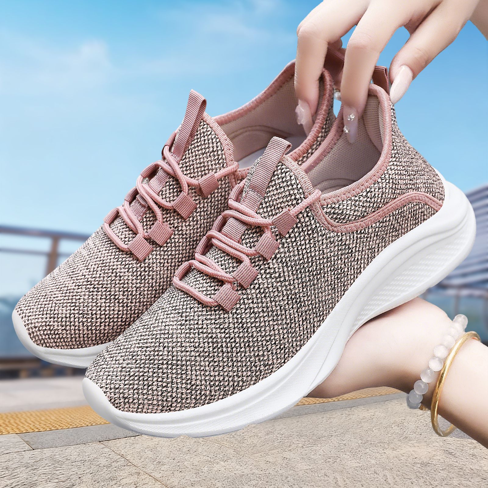 Zapatos de mujer verano nuevo estilo transfronterizo exclusivamente para deportes de ocio, zapatos de moda, zapatos para correr antideslizantes opcionales multicolores para niños