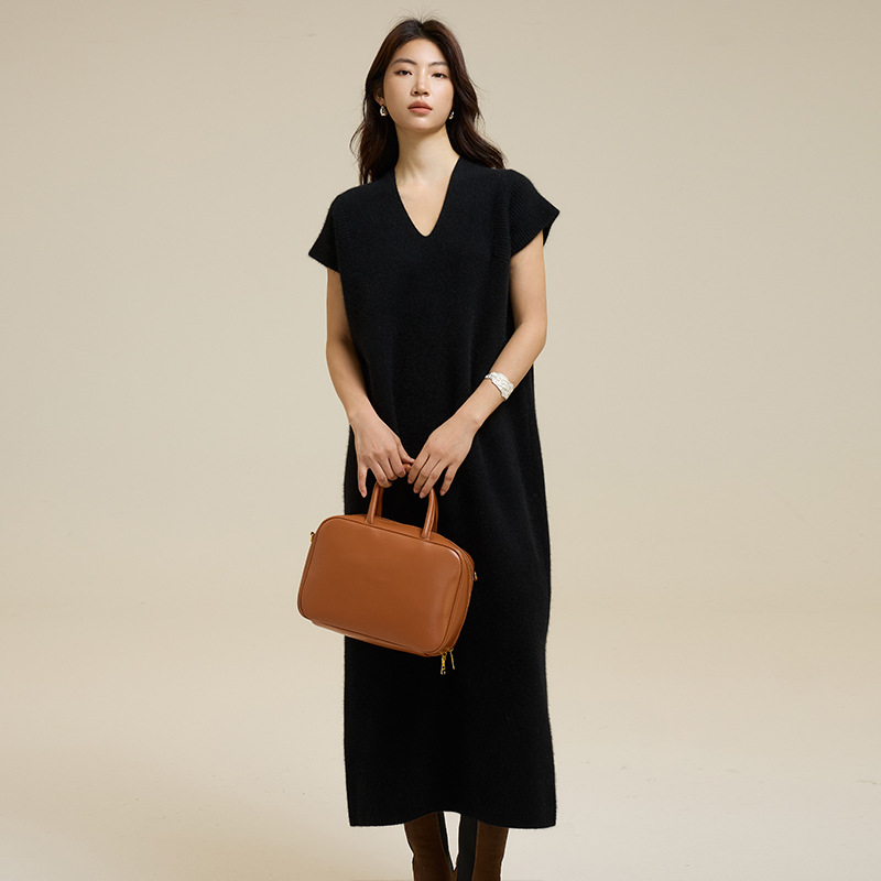 MAILLARD  RACCOON VELVET V-NECK 원피스 여성 24 가을 | 겨울 새로운 소프트 왁스 스택 니트 롱 스커트 스택 스웨터