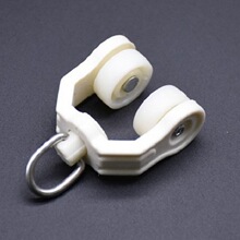 跨境  窗帘弯轨布帘滑轮走珠挂轮 家居帘配件轮 轨道滑轮塑料配件