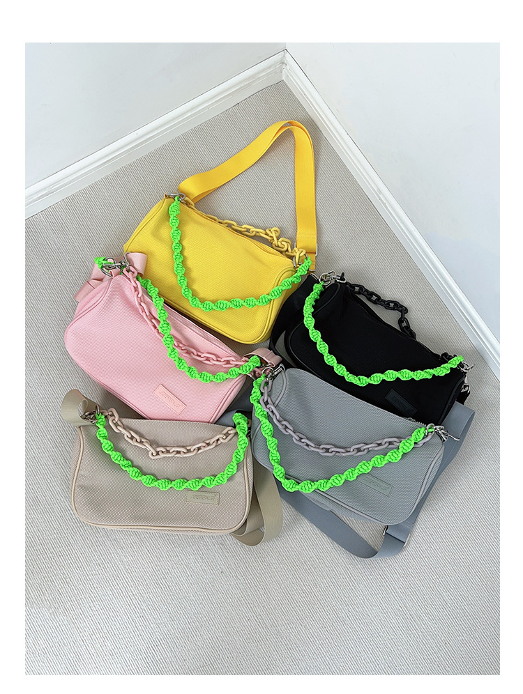 Femmes Grande Chiffon Bloc De Couleur Couleur Unie Vêtement De Rue Fermeture Éclair Sac Bandoulière display picture 14