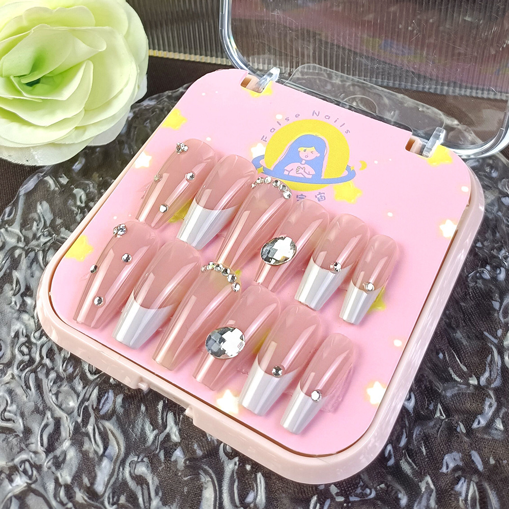 Uñas postizas Air Soft, sin pliegues, hechas a mano, piezas de uñas portátiles, piezas de uñas de material suave de lujo ligero, 24 piezas en caja de plástico, arte de uñas al por mayor.