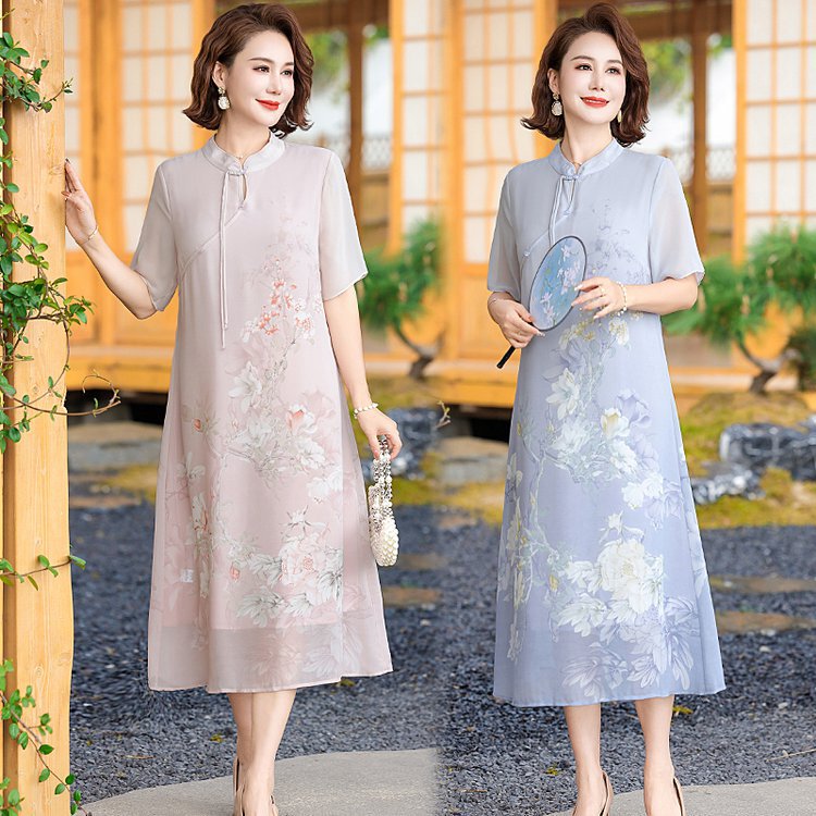 Middle-aged mother summer cheongsam dress foreign style 2025 new 40-year-old 50 middle-aged women summer temperament skirt Middle-aged mother summer cheongsam dress foreign style 2025 new 40-year-old 50 middle-aged women summer temperament skirt