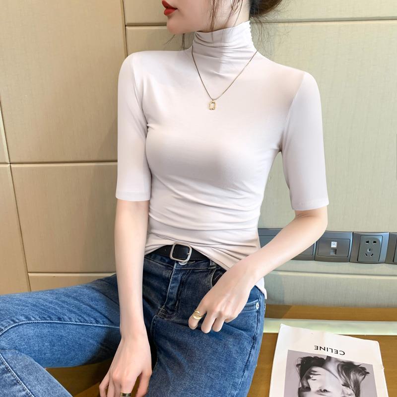하얀색