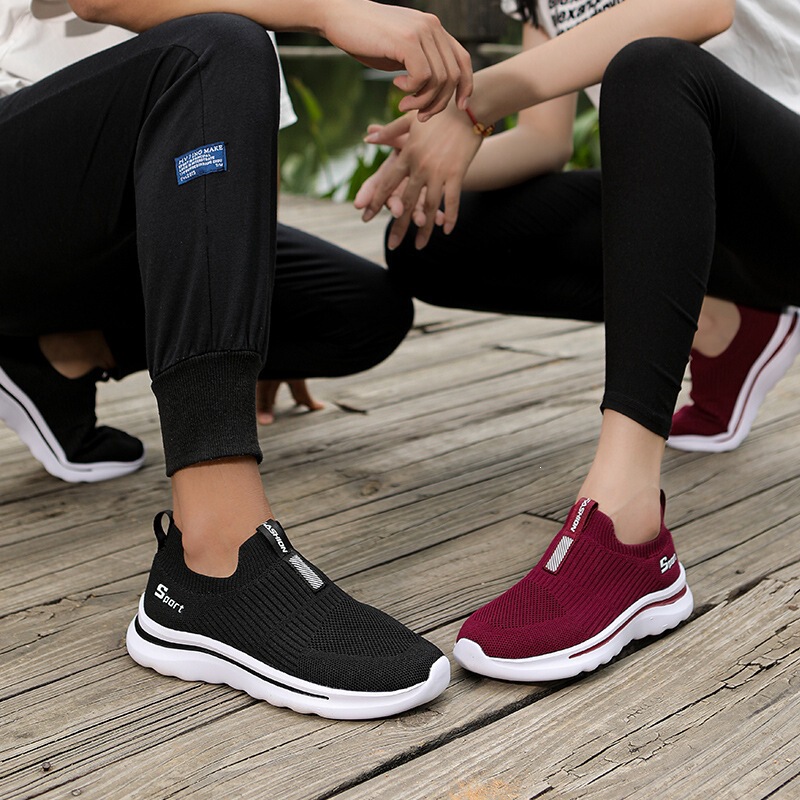 New men's and women's shoes, mesh shoes, breathable slip-on casual sports shoes for men, traditional Beijing cloth shoes, travel shoes for women