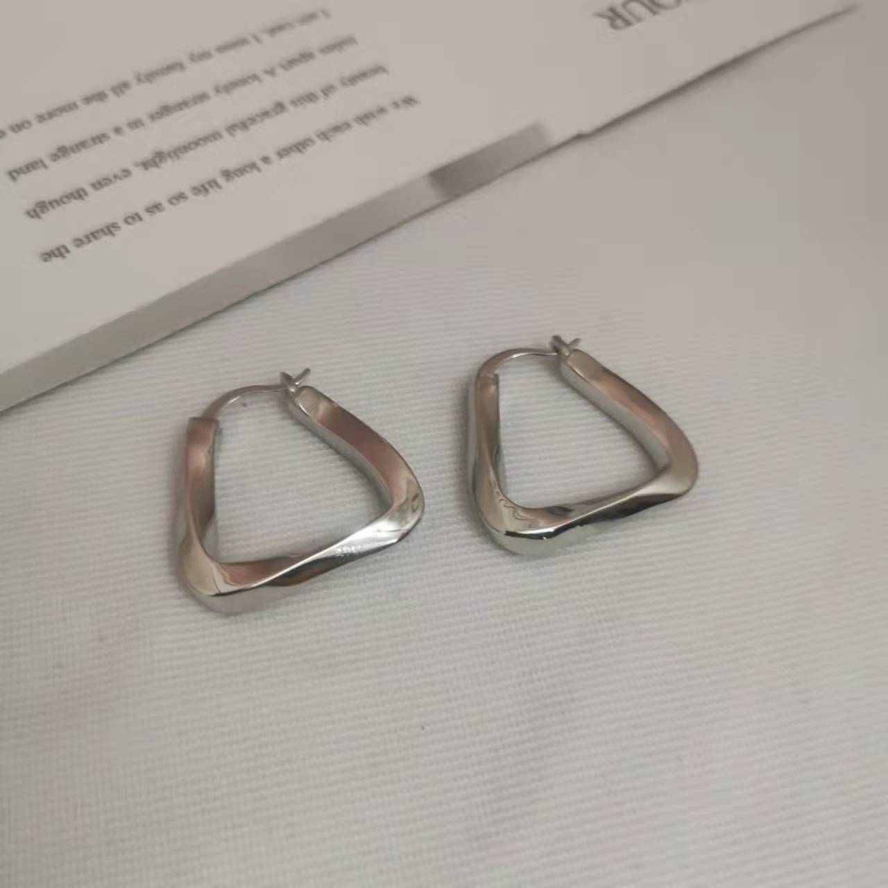 hmqViviiyNSAyin9WuaRt6t4HaNIYu4WkyIy